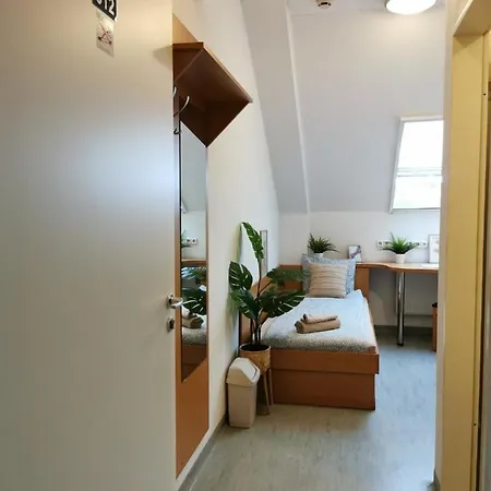 Hid Ifjusagi Szallo *